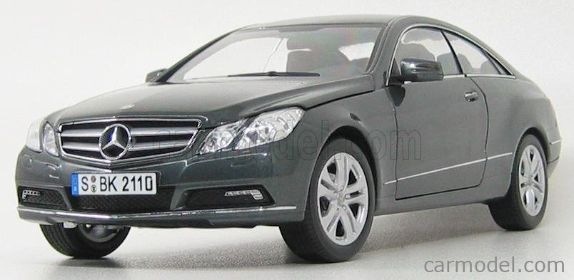 Miniature Schuco Mercedes E-Klasse C207 – 1/43, Grise, Collection Mercedes