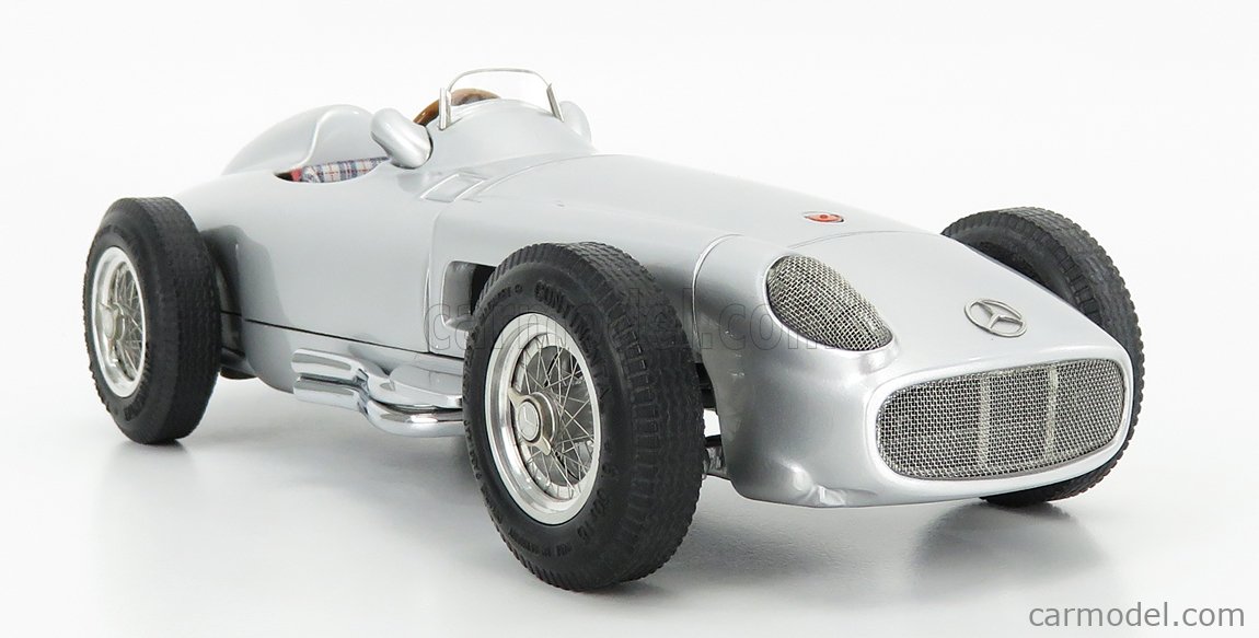 CMC M006 Scale 1/18 | MERCEDES BENZ F1 W196 SPIDER 1955 SILVER