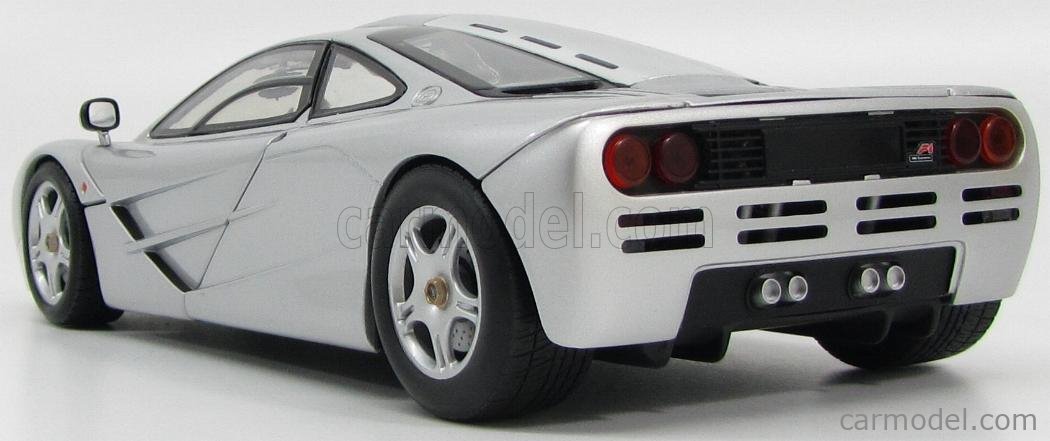 UT-MODELS 530133180 Scale 1/18 | McLAREN F 1 GTR SHORT TAIL