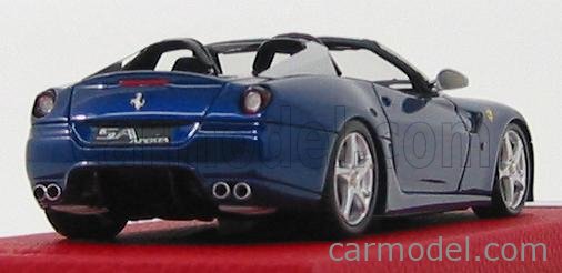 Ferrari SA Aperta 2010 - döküm modeli - BBR P1825D