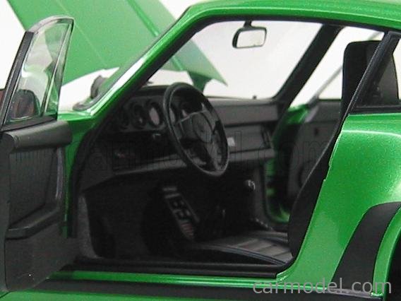 AUTOart 1:18 スケール PORSCHE 911 3.0 TURBO FIRST SAMPLE: AUTOart Porsche 911 (930) Turbo 3.0