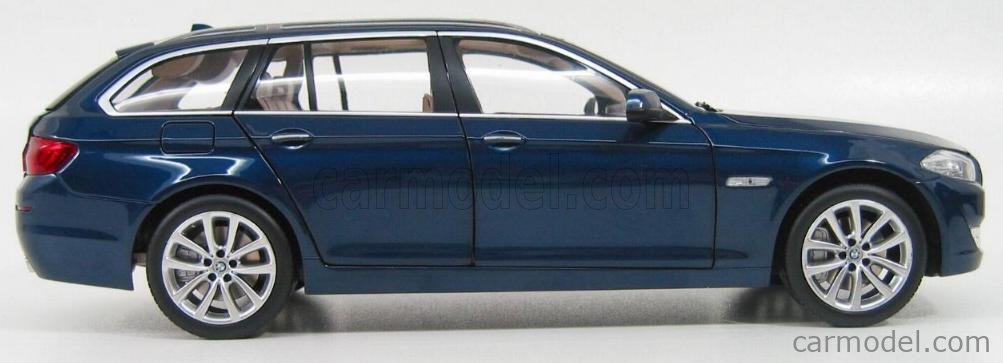 NOREV 80432158016 Scale 1/18 | BMW 5-SERIES 550i STATION WAGON
