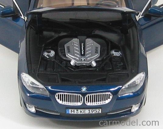 NOREV 80432158016 Scale 1/18 | BMW 5-SERIES 550i STATION WAGON