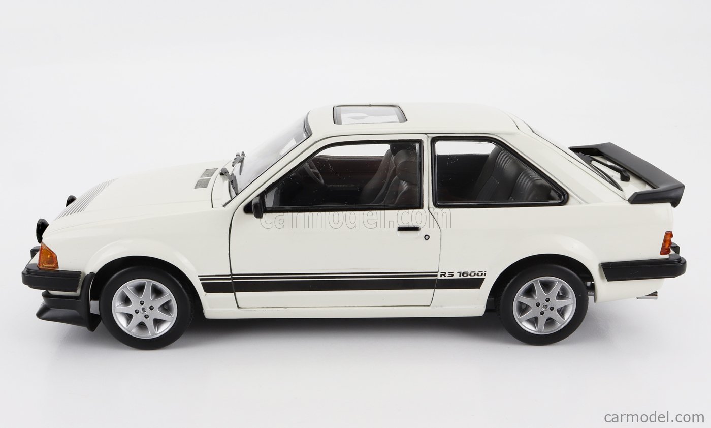 Sunstar 4996R 1/18 1984 Ford Escort RS1600i – Sunburst Red (RHD) A/0
