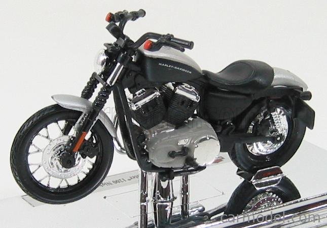 Details about   Maisto 1:18 Harley Davidson 2012 XL 1200N Nightster Motorcycle Model NEW IN BOX