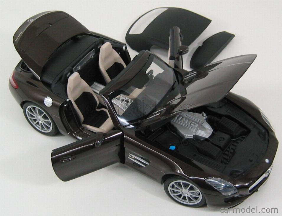 MINICHAMPS B66960080 Scale 1/18 | MERCEDES BENZ SLS ROADSTER MINICHAMPS B66960080 Scale 1/18 | MERCEDES BENZ SLS ROADSTER
