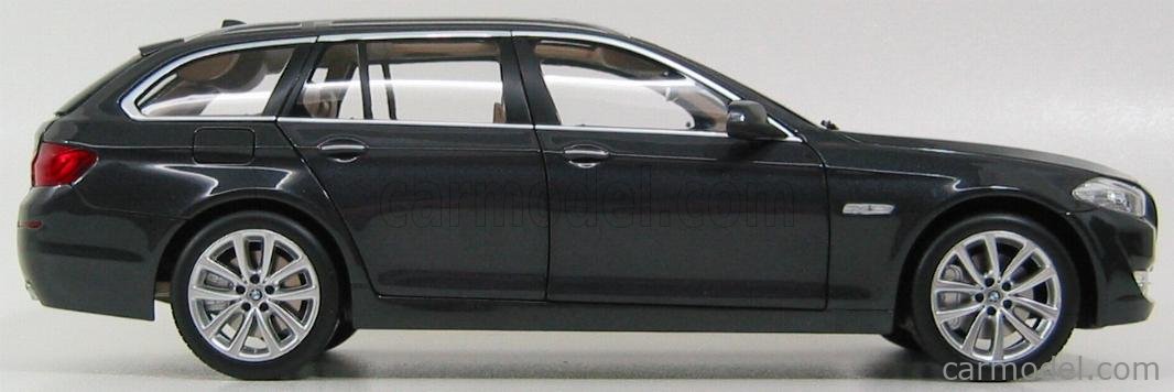 NOREV 183249 Scale 1/18 | BMW 5-SERIES 550i STATION WAGON