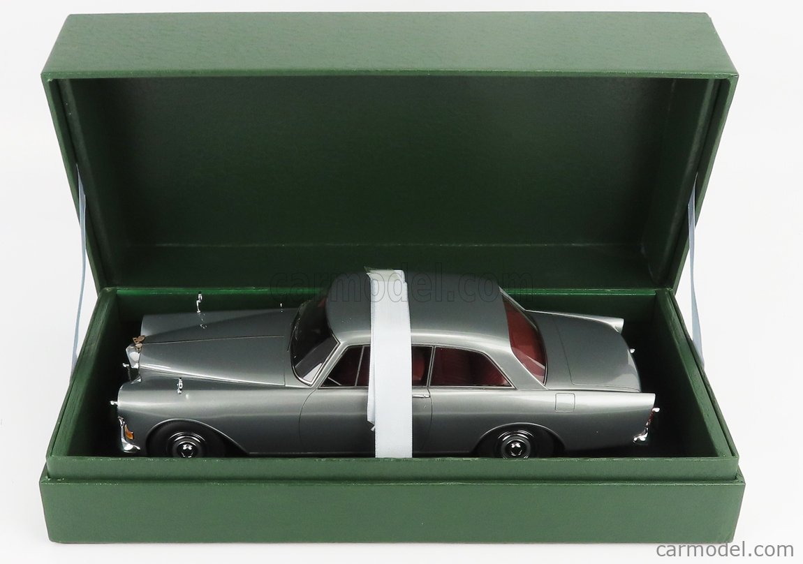 NEO SCALE MODELS NEO18110 Scale 1/18 | BENTLEY SIII