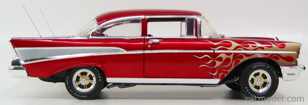 Miniature Highway 61 1/18 – Chevrolet 150 Utility Sedan 1957 – Rouge Et Blanc