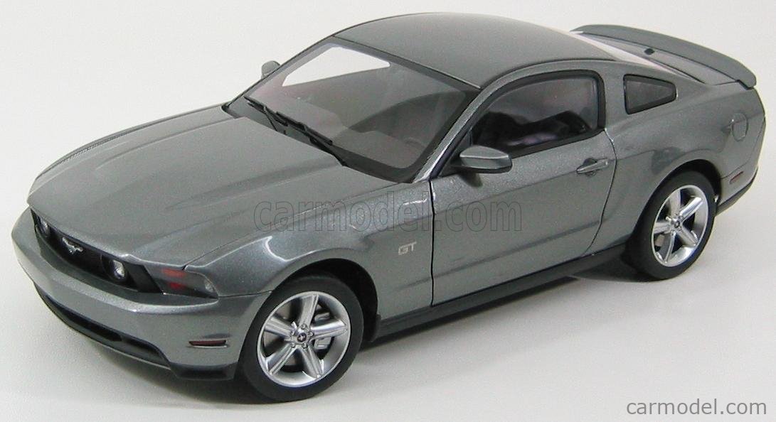 FORD USA - MUSTANG GT 2010