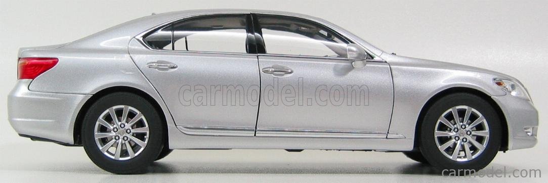 NOREV 188109 Scale 1/18 | LEXUS LS460 2010 SILVER