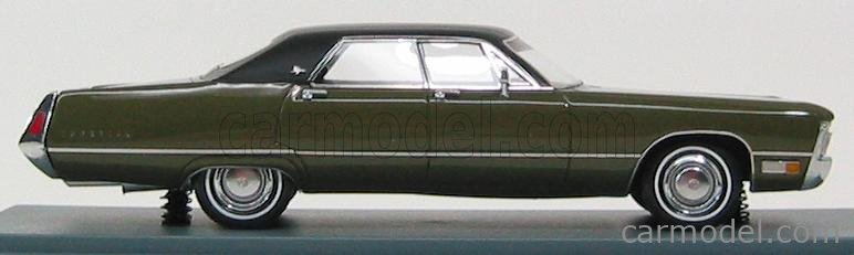 Neo 1:43 Chrysler Imperial Sedan gold metallic NEO44732