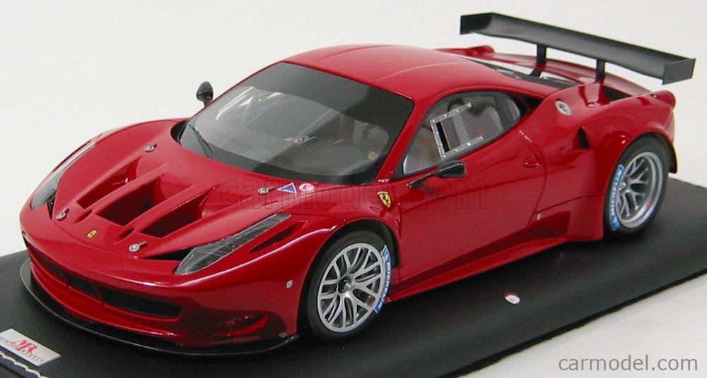 Ferrari 458 GT2 Rouge 1/18 MR Collection - Modèle Résine FE05A, état Neuf