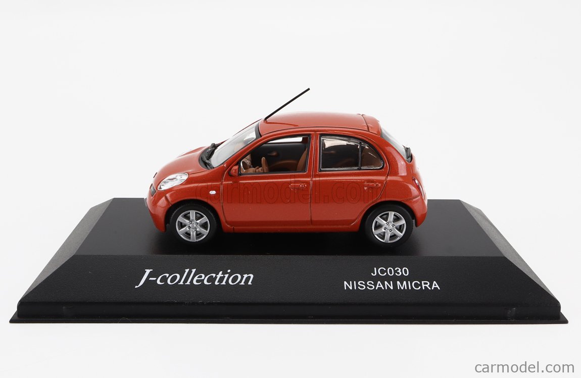 Modèle Réduit Nissan Cedric Blanche 1/43 J Collection - Occasion Très Bon état Sans Boîte