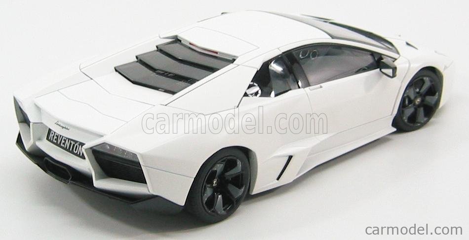 AUTOART 74594 Scale 1/18 | LAMBORGHINI REVENTON 2007 MATT WHITE