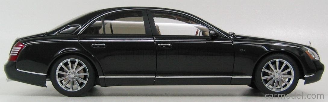 AUTOART 76156 Scale 1/18 | MAYBACH 57S 2005 DARK GREY MET