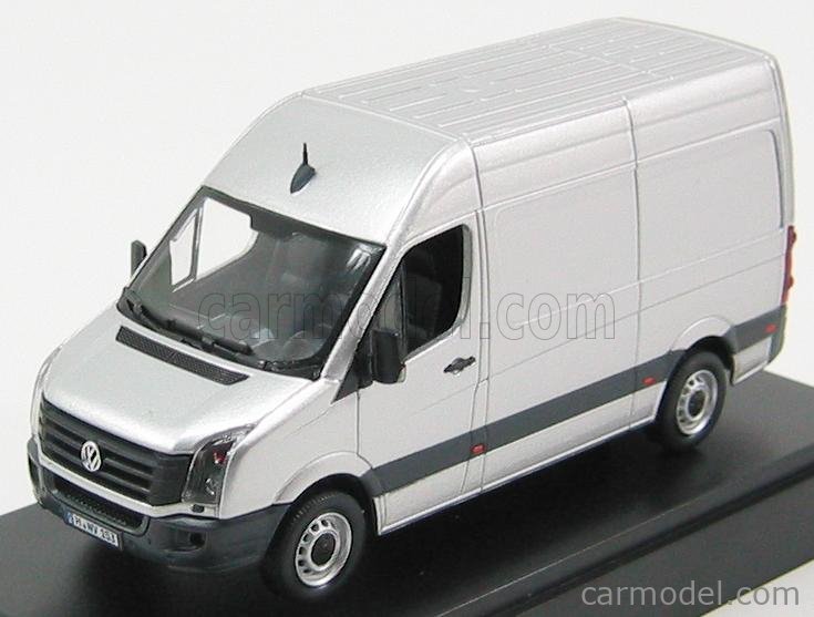 LE6677 PREMIUM CLASSIXXS 1/43 Voiture Volkswagen VW Crafter silver