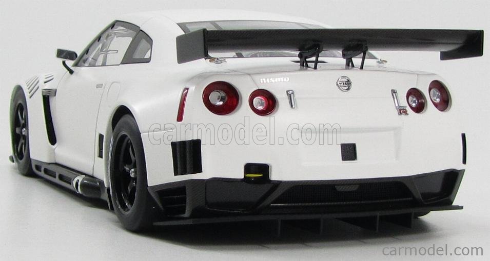 NISSAN - GT-R R35 FIA GT1 2010