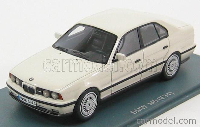 BMW M5 (E34) Miniature 1/43 Neo NEO 43313 : Voitures miniatures de