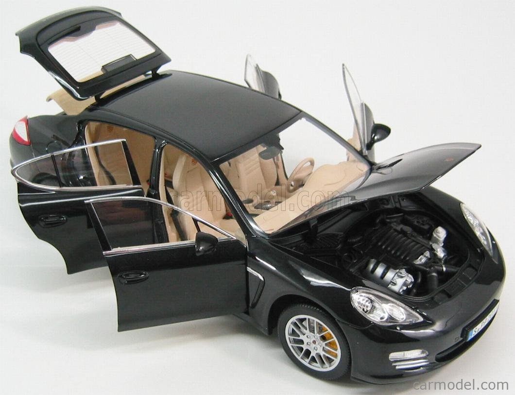 NOREV 187617 Scale 1/18 | PORSCHE PANAMERA 4S 2009 BLACK