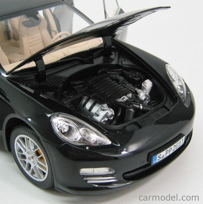 NOREV 187617 Scale 1/18 | PORSCHE PANAMERA 4S 2009 BLACK