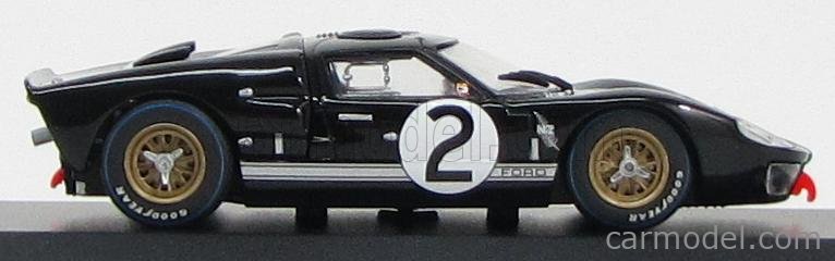 MINICHAMPS 400668402 Echelle 1/43  FORD USA GT40 MKII 7.0L V8 TEAM SHELBY AMERICAN INC. N 2 WINNER 24h LE MANS 1966 B.McLAREN - C.AMON BLACK