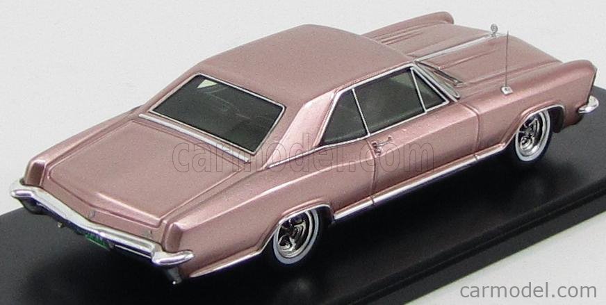 ミニカー Buick Riviera MAISTO SPECIAL EDITION 1965 BUICK RIVIERA 1/24 - 1/26