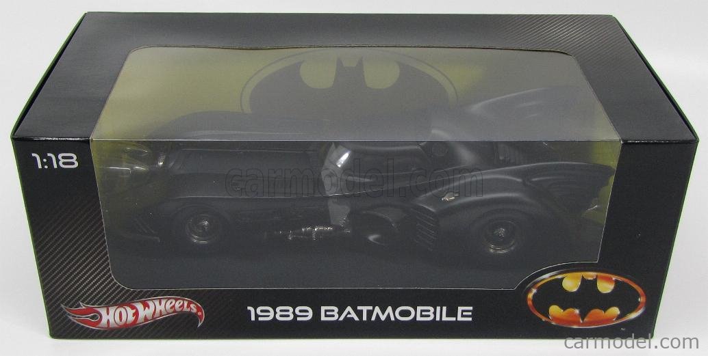 MATTEL HOT WHEELS X5533 Scale 1/18 BATMAN BATMOBILE BATMAN