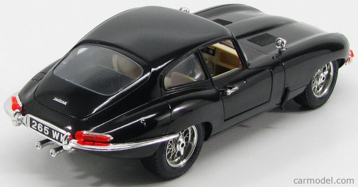 Burago 1/18 Scale Diecast 30018 - 1961 Jaguar E Coupe - Grey