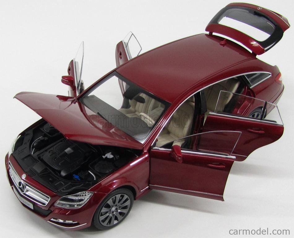 304-031 ノレブ 1/18 メルセデスベンツ CLS Shooting 304-031 ノレブ 1/18 メルセデスベンツ CLS Shooting