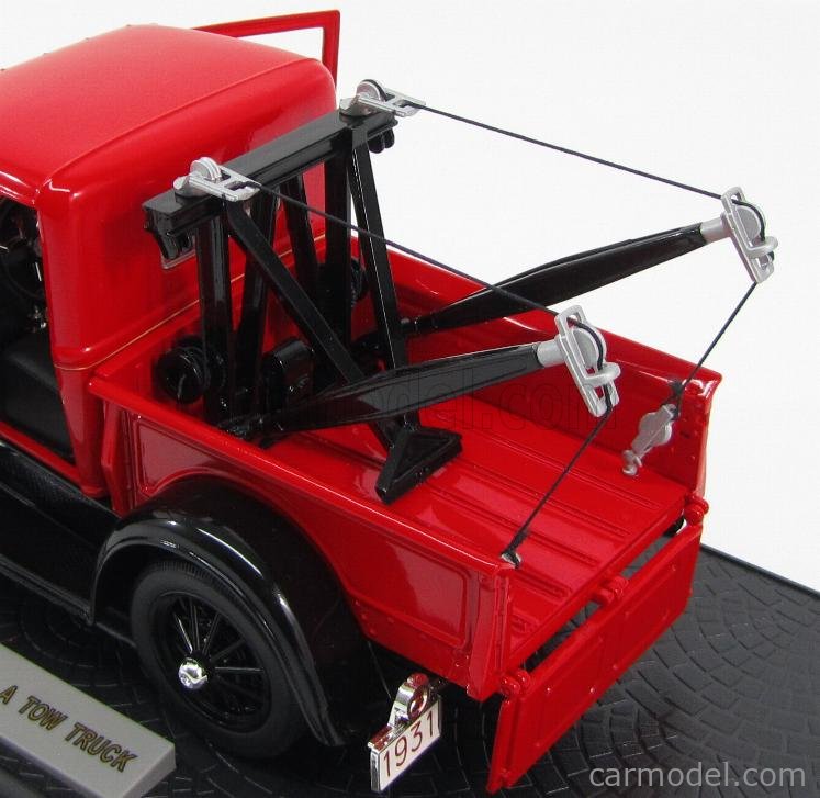 SIGNATURE 18116 Scale 1/18 | FORD USA MODEL A TOW TRUCK 1931