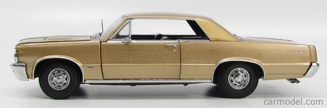 SUNSTAR PONTIAC 1964' 1/18 ポンティアックGTO sunstar 1/18 1965