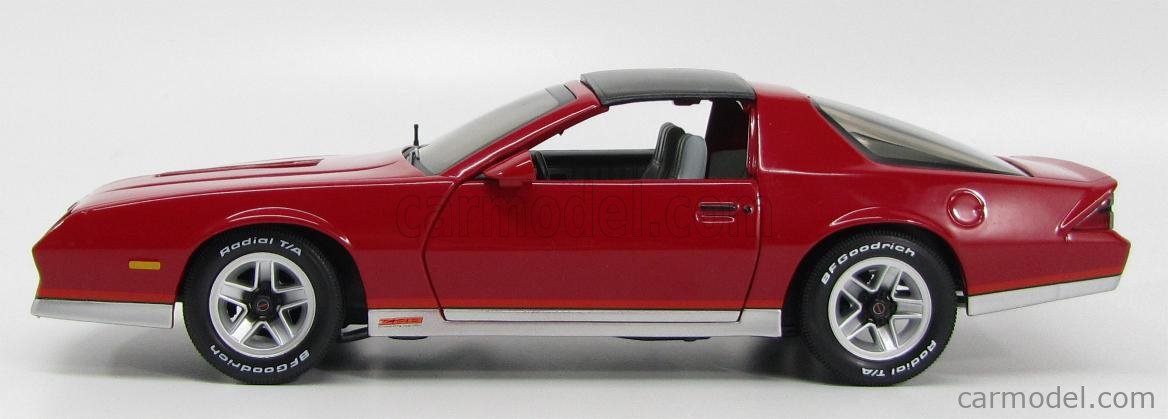 SUN-STAR 01920 Scale 1/18 | CHEVROLET CAMARO Z/28 COUPE 1982