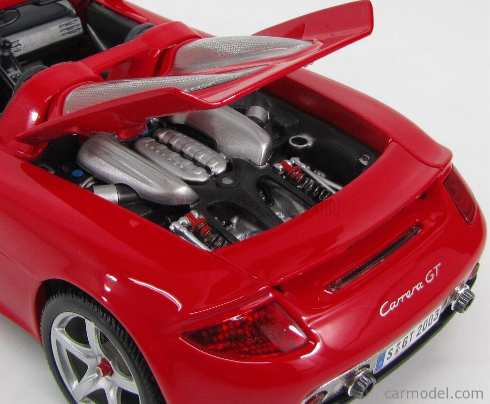 MAISTO 36665 Scale 1/18 | PORSCHE CARRERA GT SPIDER 2003 RED