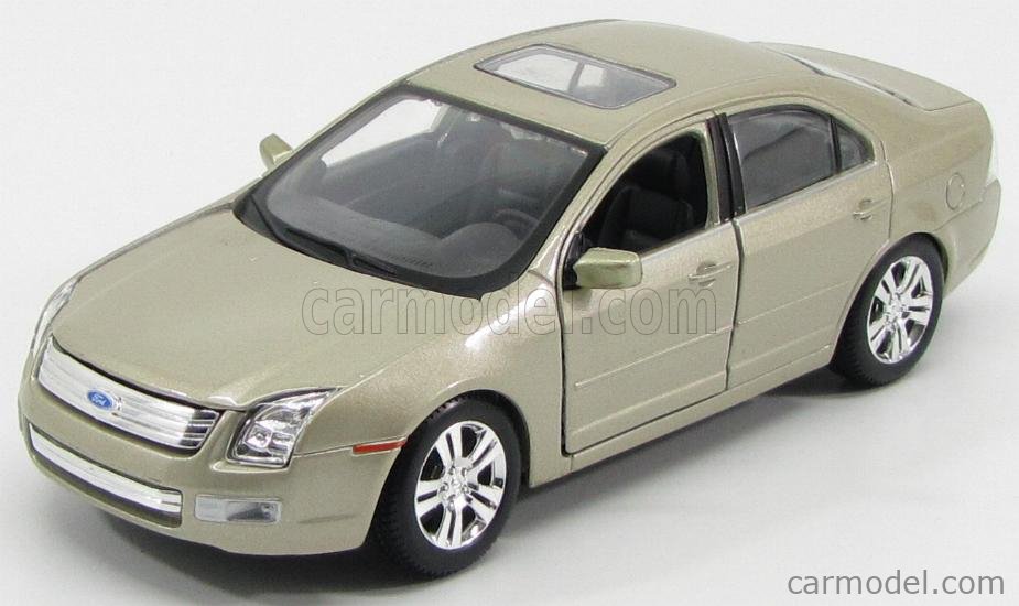 MAISTO 31999 Scale 1/24 | FORD USA FUSION 2006 GOLD MET