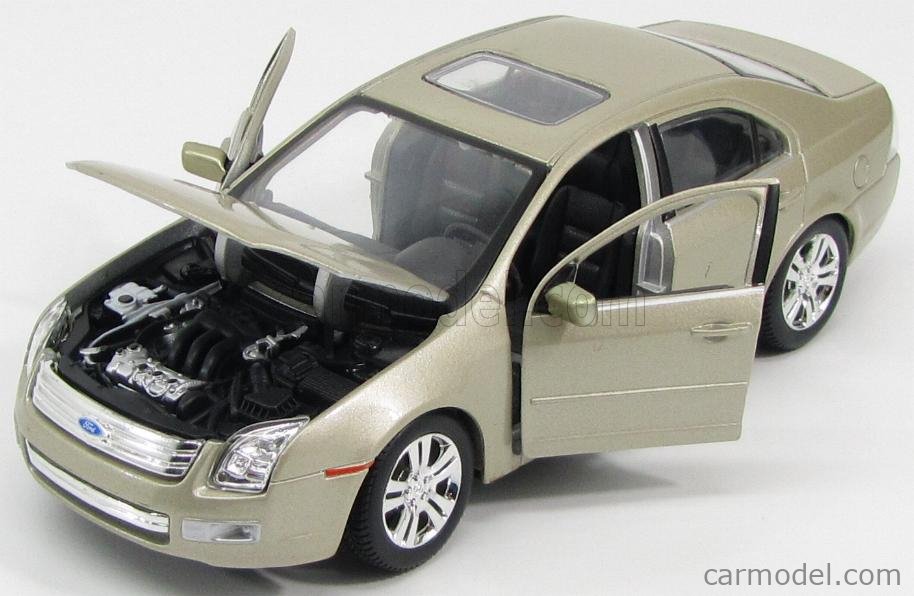 MAISTO 31999 Scale 1/24 | FORD USA FUSION 2006 GOLD MET