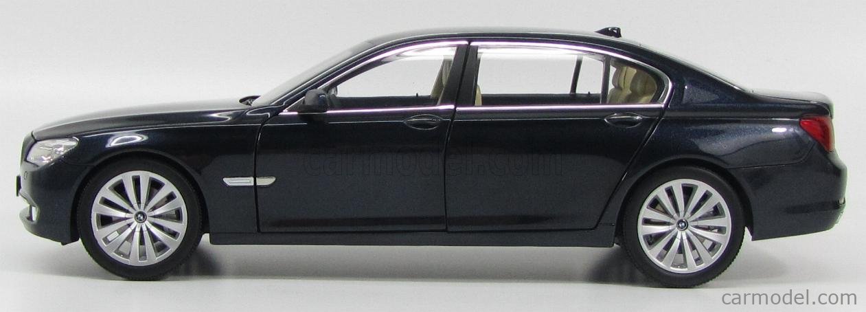 KYOSHO 08781CBK Scale 1/18 | BMW 7-SERIES 750Li (F02) 2009 CITRINE