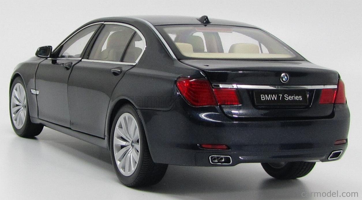 KYOSHO 08781CBK Scale 1/18 | BMW 7-SERIES 750Li (F02) 2009