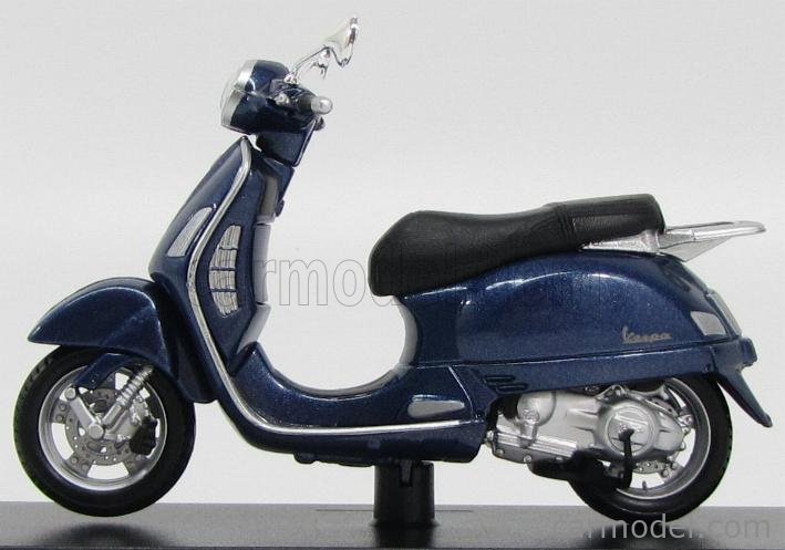 EDICOLA VESPAC008 Scale 1/18 | PIAGGIO VESPA GRAN TURISMO 2003 BLUE MET