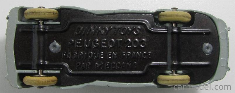 1/43 DINKY TOYS De Agostini 24R 533 PEUGEOT 203 Die-cast Car Model Collection 