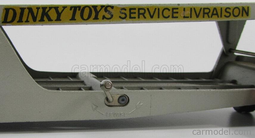 Dinky SuperToys semi remorque . Tracteur unic+ porte voiture Boilot Petolat Long33cm Haut 9 cm - Collection