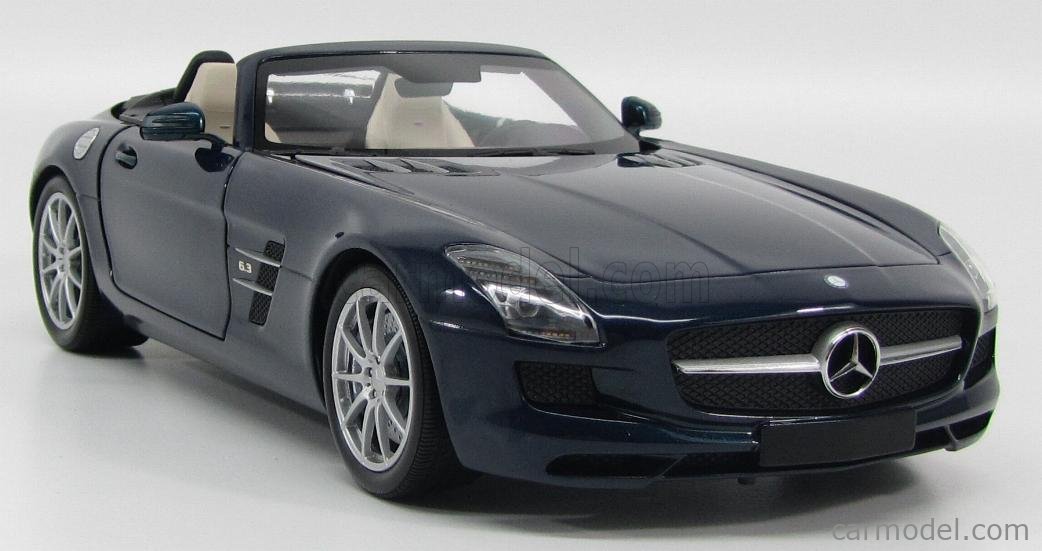 MINICHAMPS 100039031 Scale 1/18 | MERCEDES BENZ SLS ROADSTER 2-DOOR ...