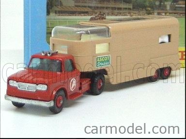 MATCHBOX K18 Scale 1/50 | DODGE ARTICULATED HORSE VAN TRUCK RED BEIGE