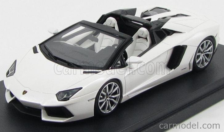 LAMBORGHINI - AVENTADOR LP700-4 ROADSTER 2013