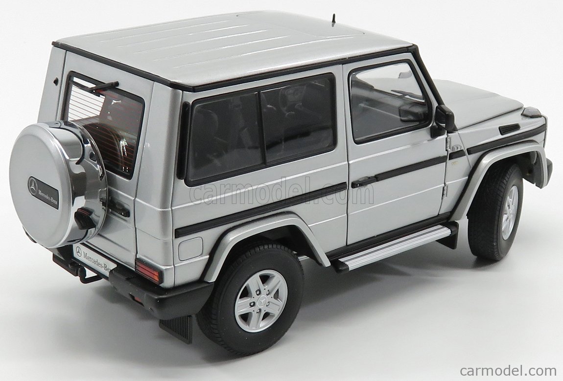【絶版】AUTOart Mercedes-Benz G-WagonV8 1:18 絶版】AUTOart Mercedes-Benz G-WagonV8 1:18 AUTOart 1/18