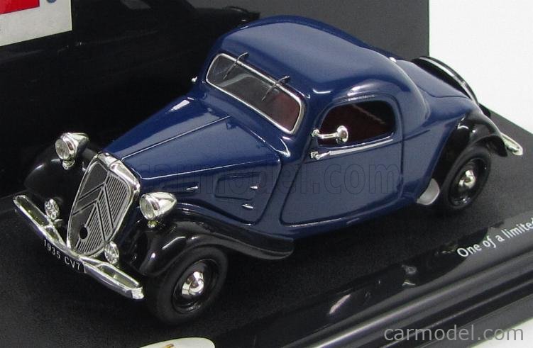 Modèle réduit de voiture de collection en résine grise Citroën Traction Avant 7CV 1935 à l'échelle 1/18