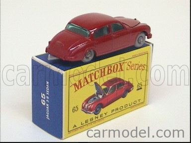 MATCHBOX 65 Scale 1/66 | JAGUAR MK II 3,8 SEDAN RED