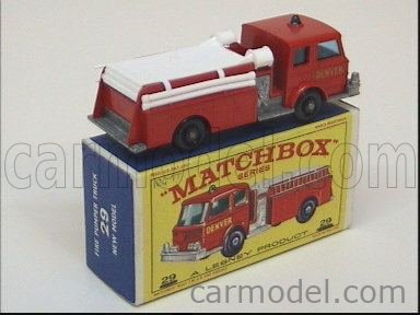 MATCHBOX - FIRE PUMPER TRUCK