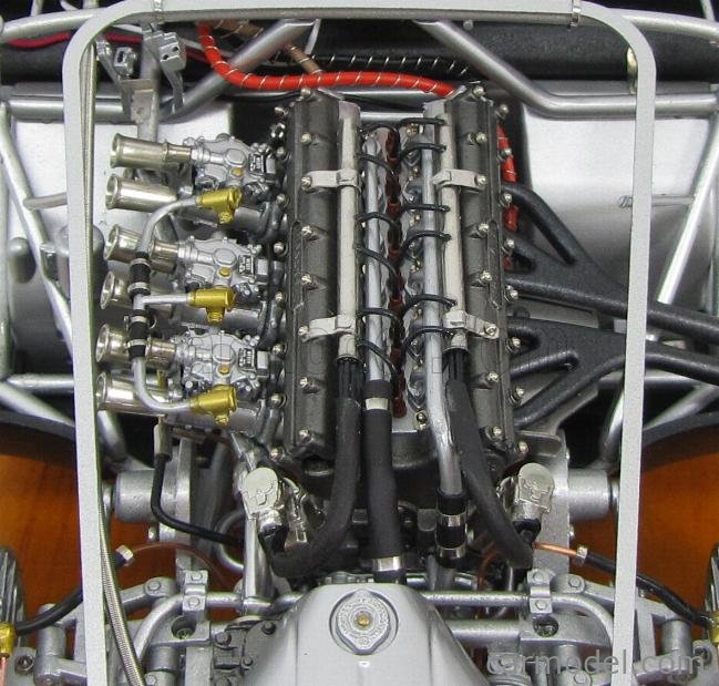 CMC M109 Scale 1/18 | MASERATI TELAIO - 300S ROLLING CHASSIS