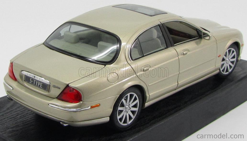マイスト　jaguar S-TYPE ゴールド　1/18 Maisto 1/43 Scale Diecast 31509 - 1999 Jaguar S-Type - Met